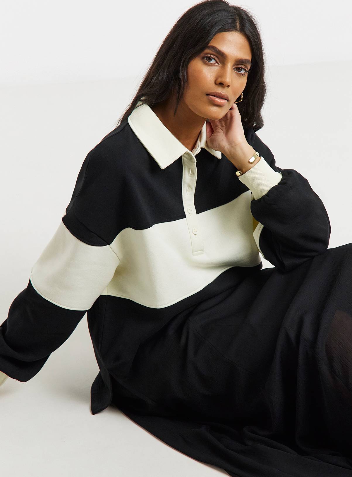 SIMPLY BE Polo Sweatshirt With Stripe Panel 24 - Image 1